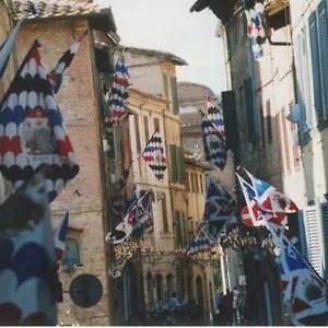 La Casa In Camollia , Siena Italy